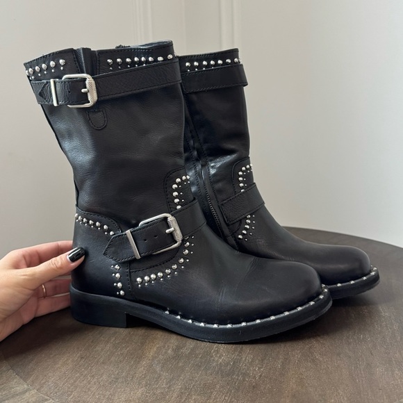 Charles David Whistler Black Leather Studded Moto Boots - Size 6 - EUC - Picture 3 of 10